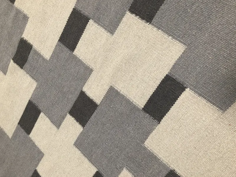 Modern Kilim / 19753 | WOVEN